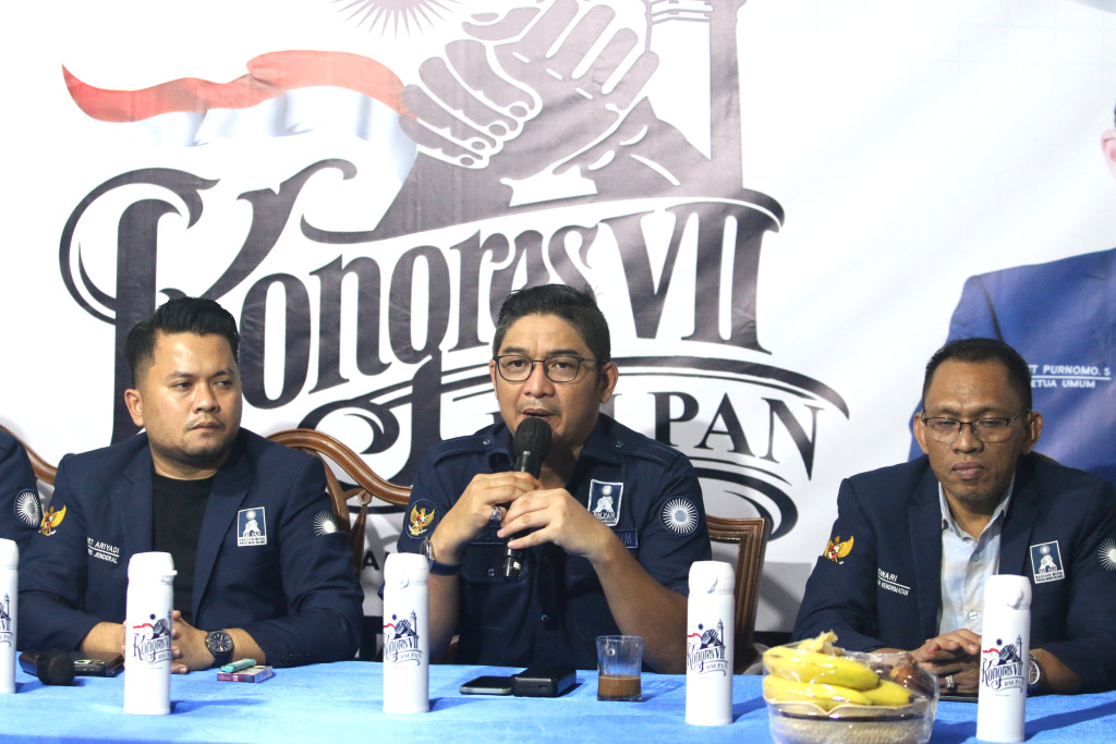 Kongres VII Barisan Muda (BM) PAN memggelar konferensi pers terkait persiapan Kongres VII di Anyer (Ashar/SinPo.id)