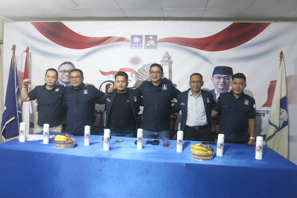 Kongres VII Barisan Muda (BM) PAN memggelar konferensi pers terkait persiapan Kongres VII di Anyer (Ashar/SinPo.id)