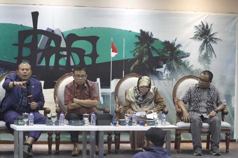 Koordinatoriat Wartawan Parlemen gelar diskusi Forum Legislasi Mengupas RAPBN 2024 (Ashar/SinPo.id)