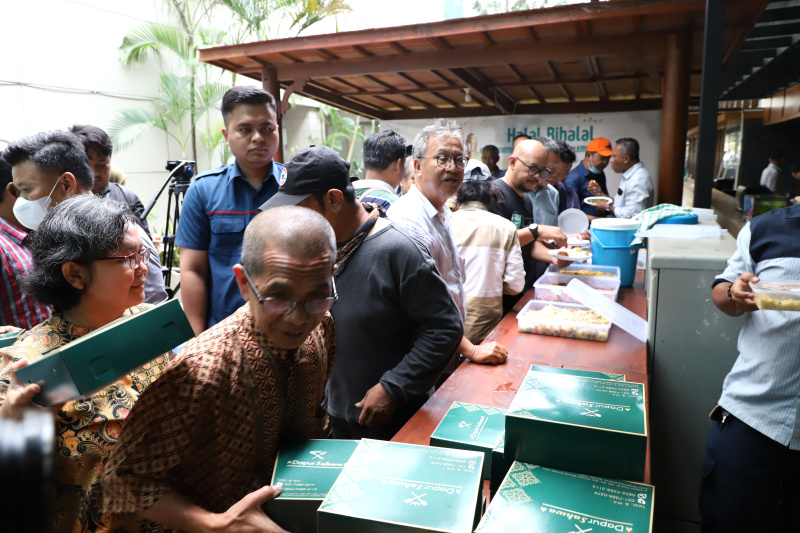 Koordinatoriat Wartawan Parlemen gelar acara Halal Bihalal dan Silahturahmi di Media Center DPR RI (Ashar/SinPo.id)