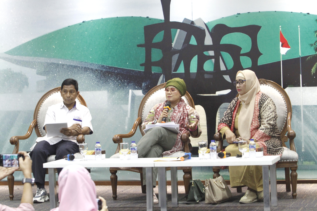 Koordinatoriar Wartawan Parlemen gelar diskusi membahas RUU Kesejahteraan Ibu dan Anak Dalam Tantangan Generasi yang Unggul (Ashar/SinPo.id)