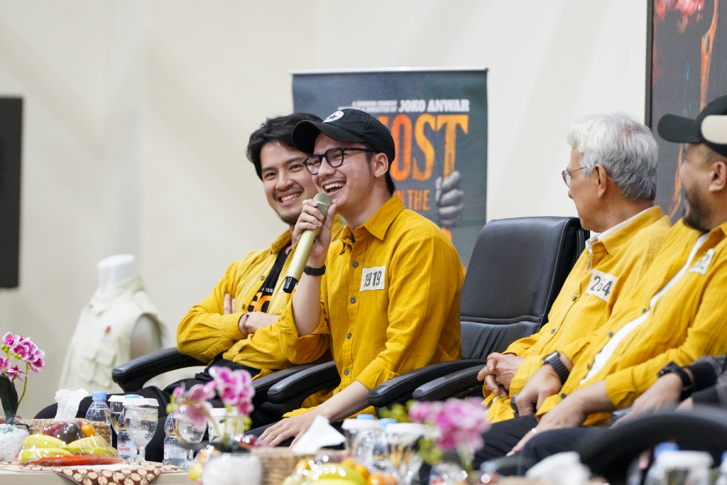 KPK menggelar diskusi antikorupsi dengan membedah film Ghost In The Cell bersama Sutradara Joko Anwar beserta para aktor film Ghost In The Cell (Ashar/SinPo.id)