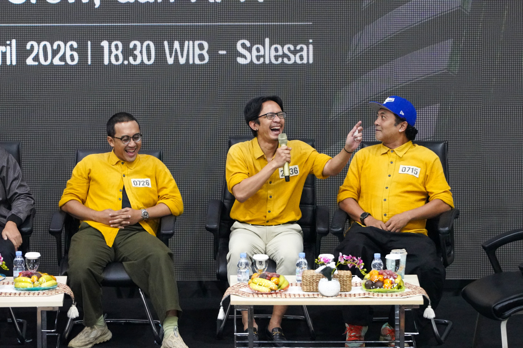 KPK menggelar diskusi antikorupsi dengan membedah film Ghost In The Cell bersama Sutradara Joko Anwar beserta para aktor film Ghost In The Cell (Ashar/SinPo.id)