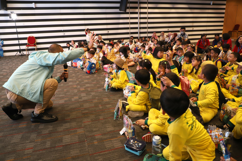 KPK menggelar peringatan Hari Anak Nasional dengan mengundang anak TK dan SMP untuk mengenalkan budaya antikorupsi sejak dini (Ashar/SinPo.id)