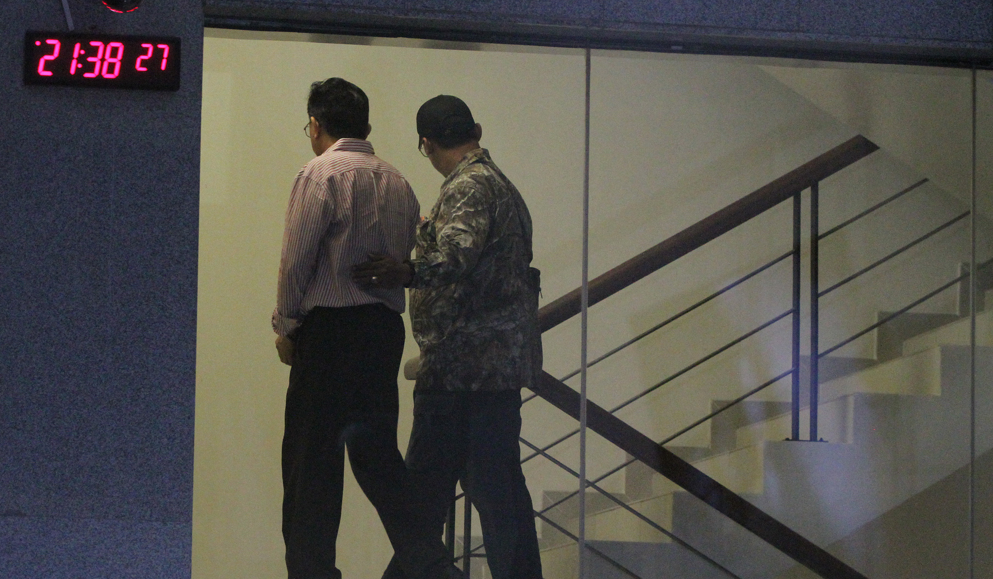 KPK tangkap Rudy Ong Chandra. (Agus Priatna/SinPo.id)