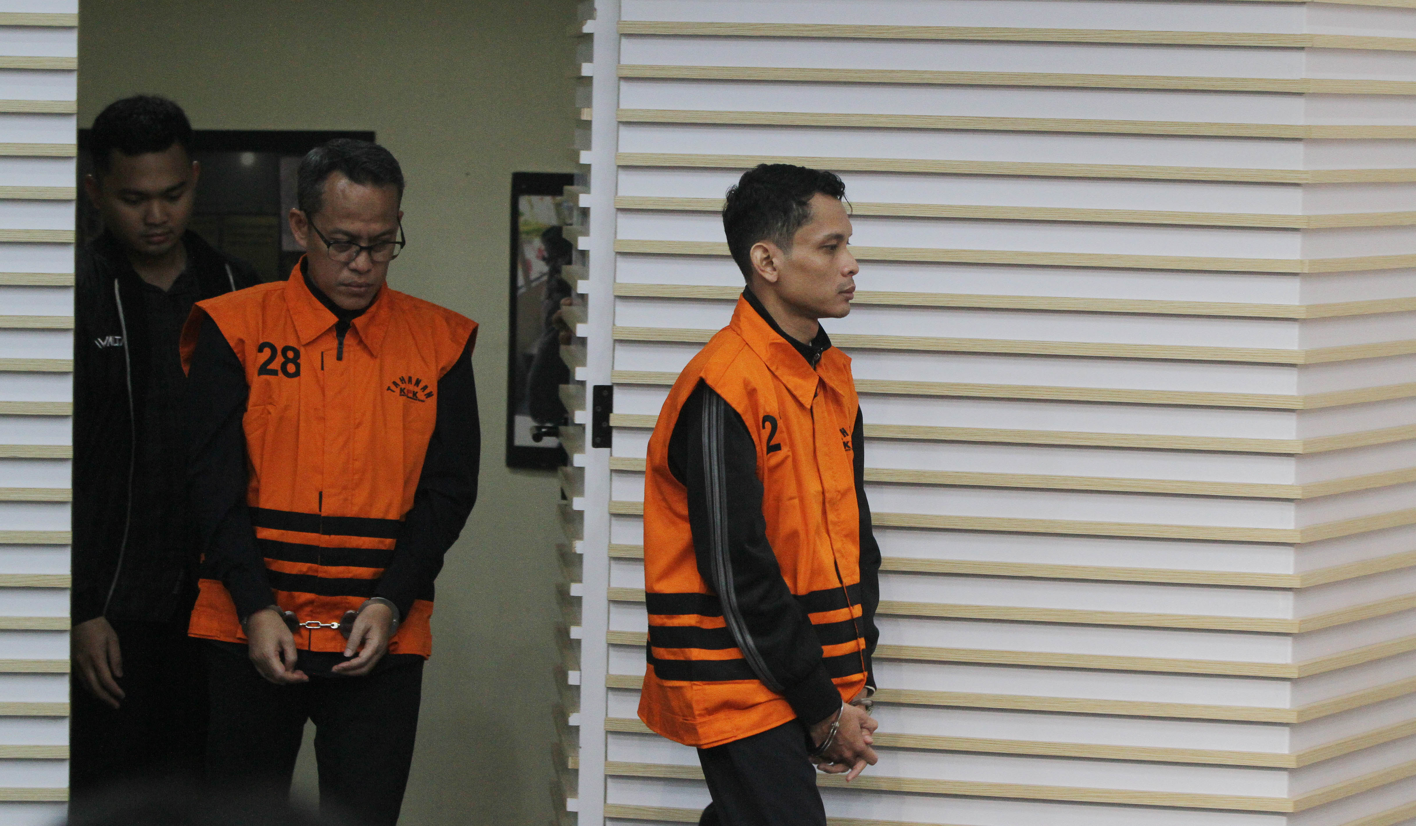 Tersangka pemerasan TKA di Kemnaker. (Agus Priatna/SinPo.id)