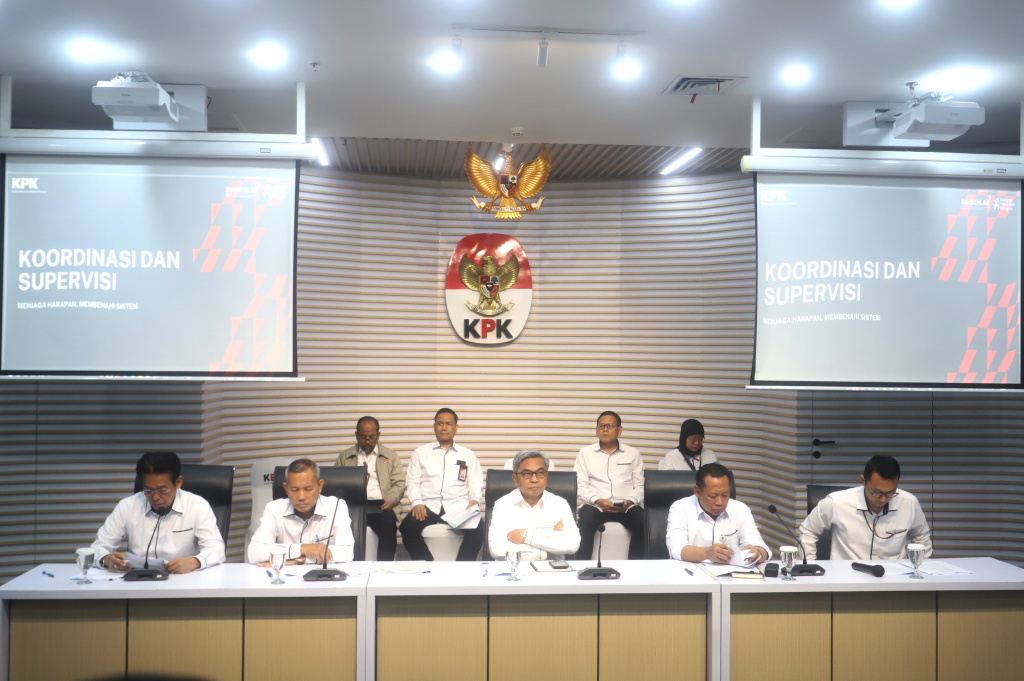 KPK gelar konferensi pers kinerja sepanjang 2025 telah melakukan 11 OTT dan Menetapkan 118 tersangka Korupsi (Ashar/SinPo.id)