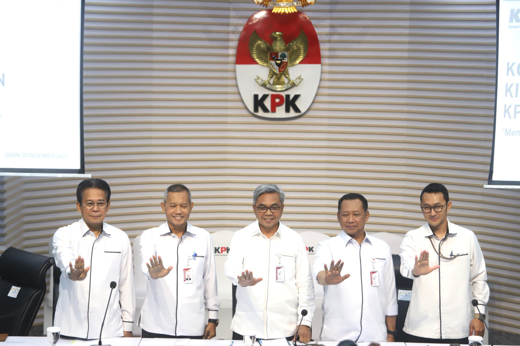 KPK gelar konferensi pers kinerja sepanjang 2025 telah melakukan 11 OTT dan Menetapkan 118 tersangka Korupsi (Ashar/SinPo.id)