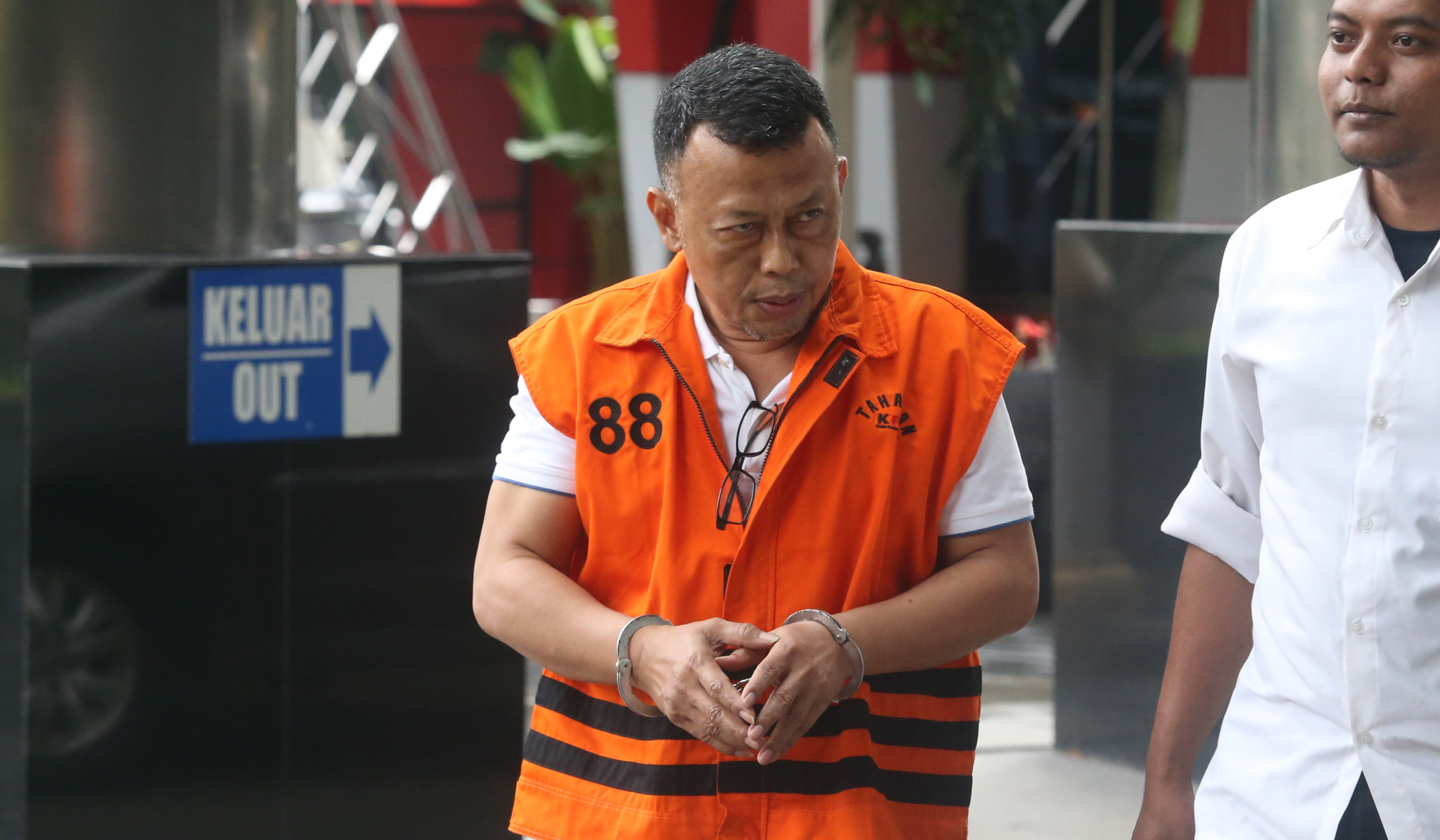 KPK periksa Bupati Ponorogo nonaktif Sugiri Sancoko. (Agus Priatna/SinPo.id)