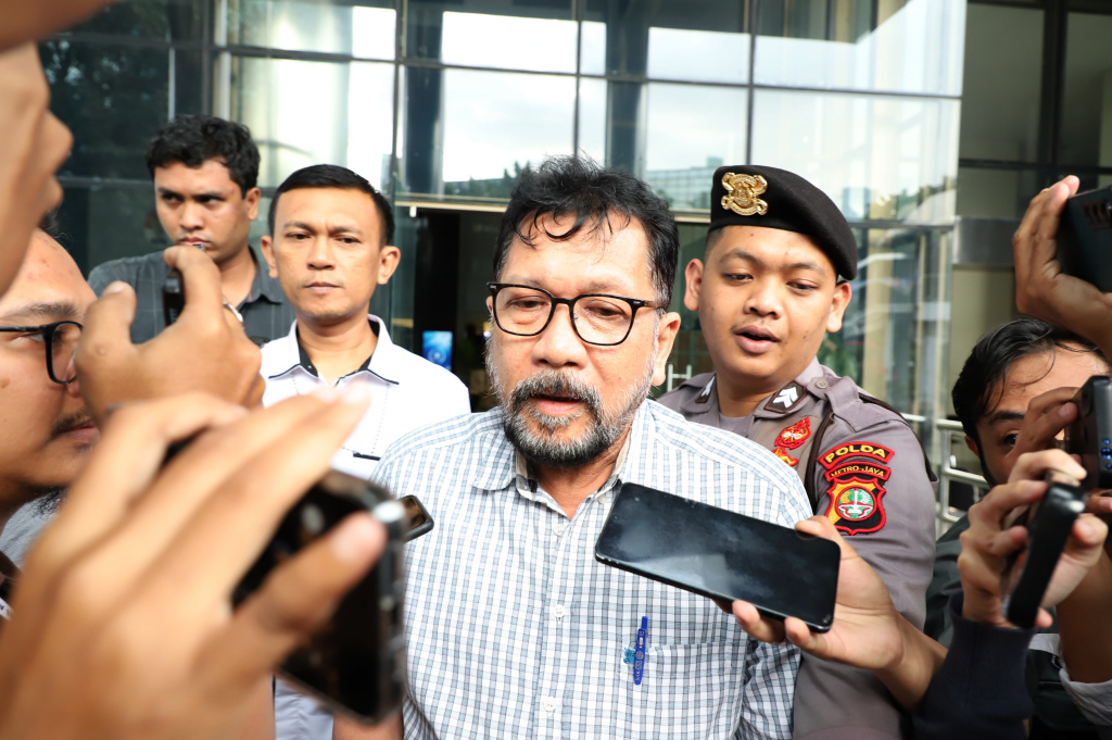 KPk periksa Zarof Ricar terkait kasus TPPU Hasbi Hasan (Ashar/SinPo.id)