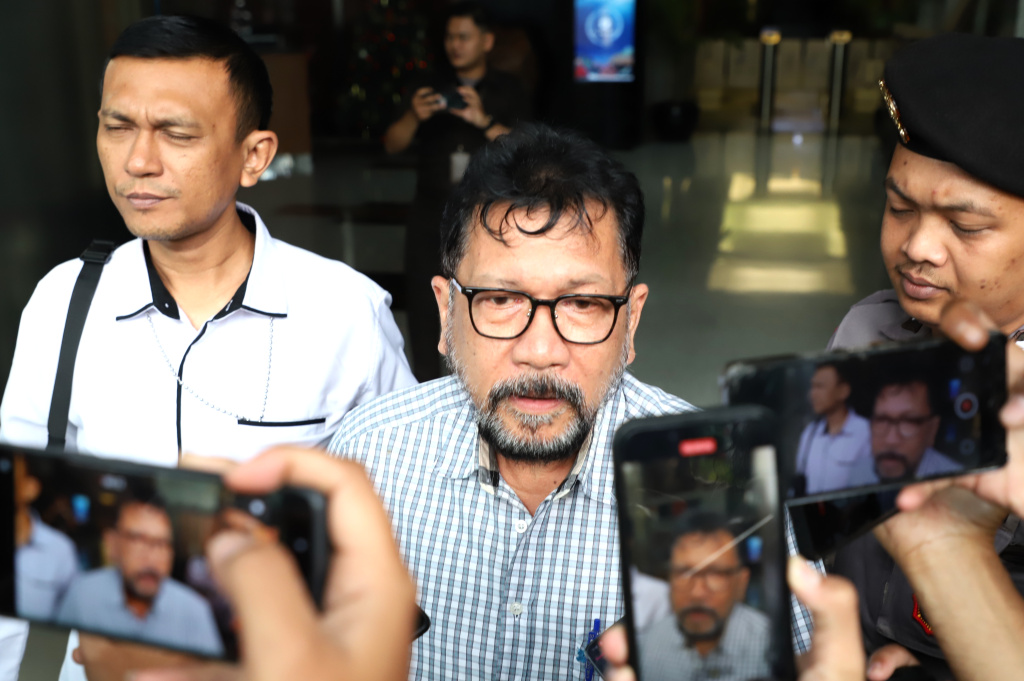 KPk periksa Zarof Ricar terkait kasus TPPU Hasbi Hasan (Ashar/SinPo.id)