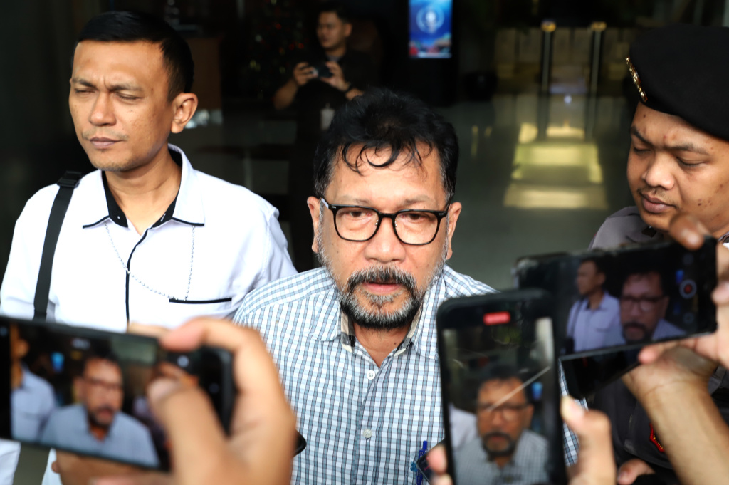 KPk periksa Zarof Ricar terkait kasus TPPU Hasbi Hasan (Ashar/SinPo.id)