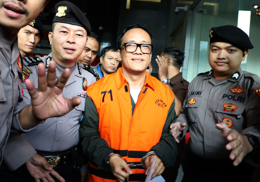 KPK resmi menahan Wamenaker Immanuel Ebenezer terkait kasus pemerasan pengurusan sertifikat K3 (Ashar/SinPo.id)