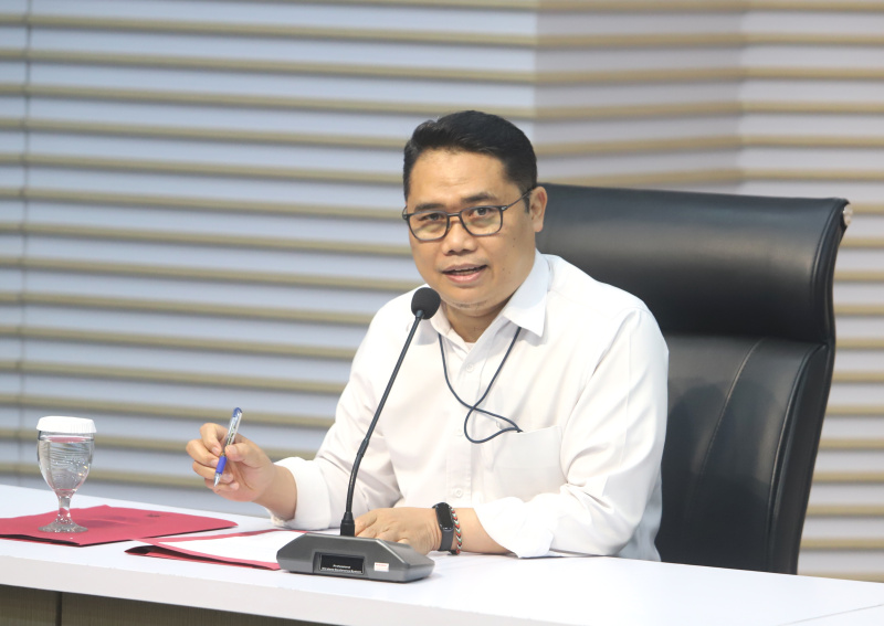 KPK resmi menetapkan Bupati Kolaka Timur Abdul Azis tersangka terkait kasus suap DAK pembangunan rumah sakit daerah di Kolaka Timur (Ashar/SinPo.id)