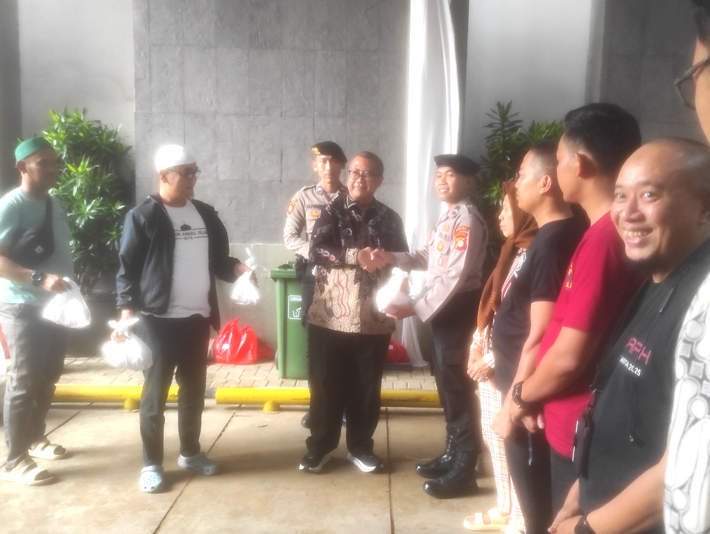 KPK Salurkan 8 ekor sapi Idul Adha 1447 H (Ashar/SinPo.id)