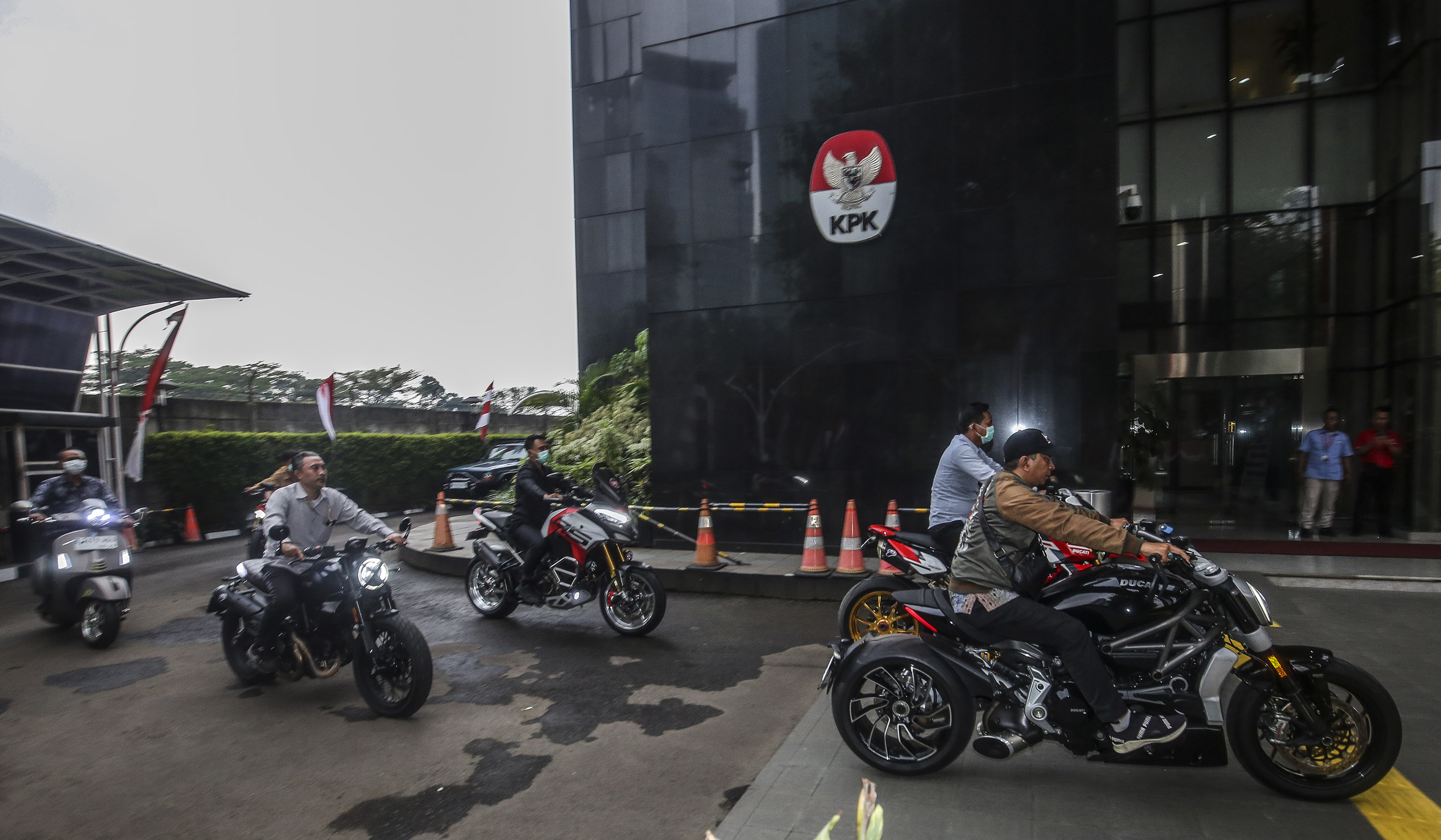 Barang bukti OTT Wamaneker. (Agus Priatna/SinPo.id)