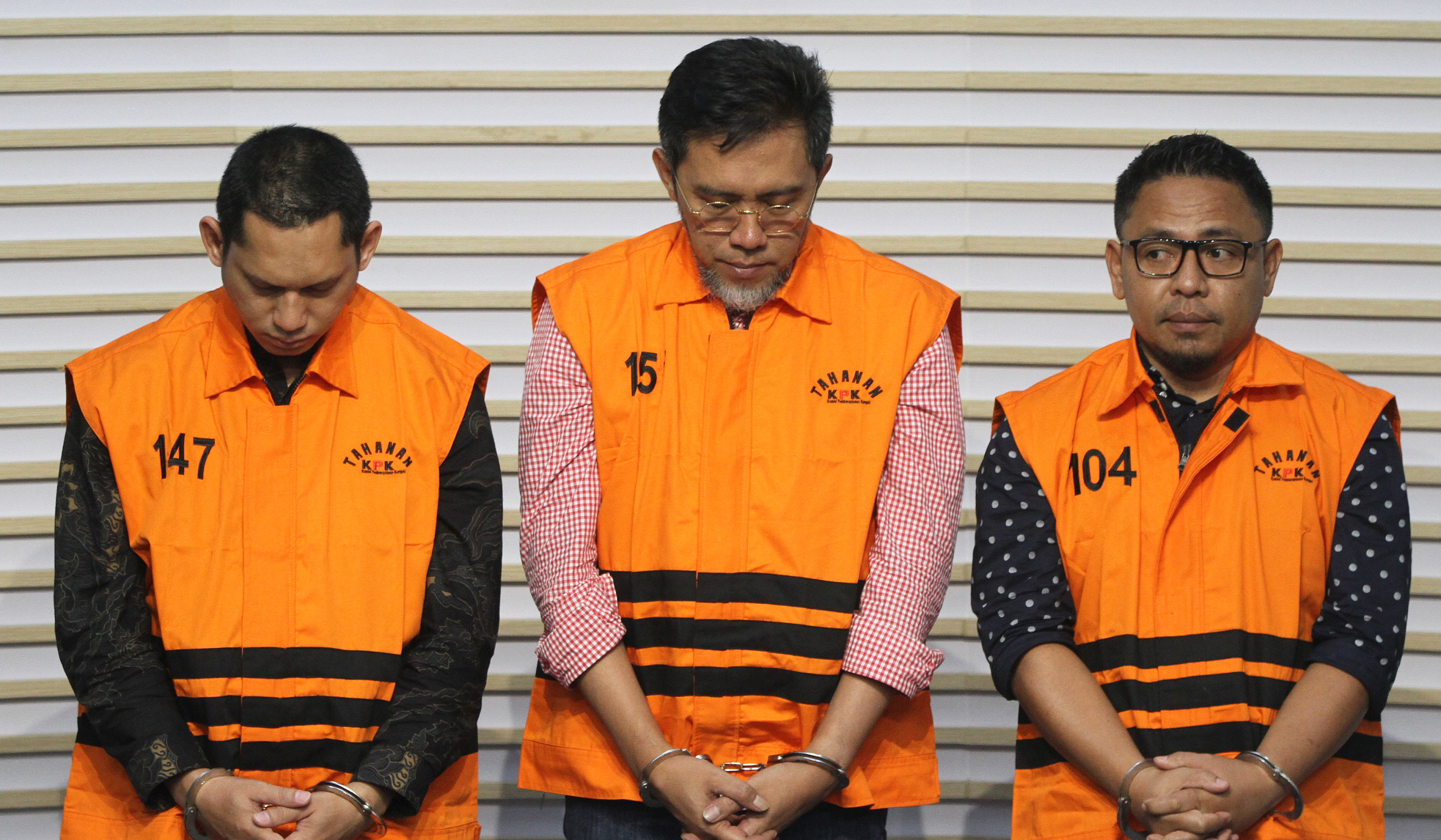 Penahanan tersangka korupsi RSUD Koltim. (Agus Priatna/SinPo.id)