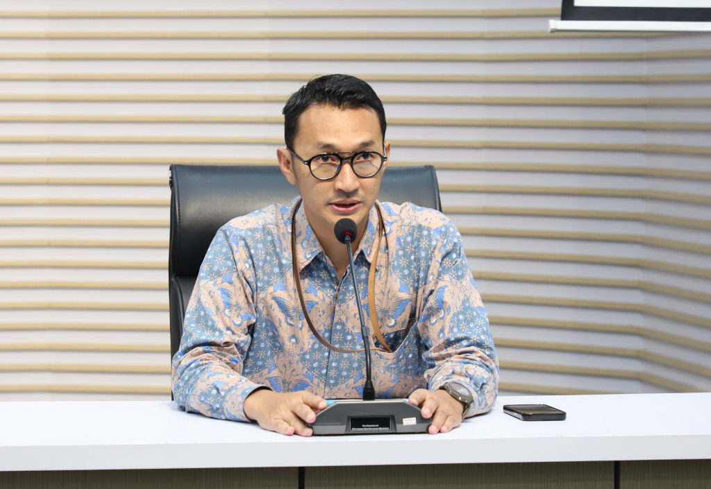 KPK sita barang bukti OTT terkait kasus dugaan suap jalur importasi Direktorat Jenderal Bea dan Cukai (Ashar/SinPo.id)