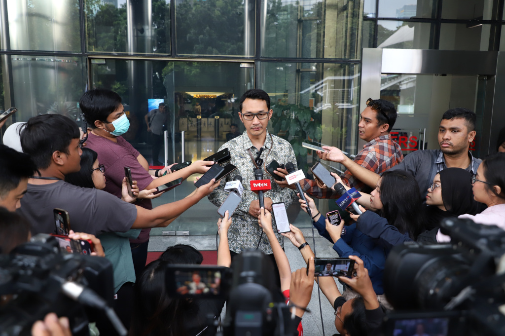 KPK telah menetapkan tersangka Eks Menteri Agama (Menag) Yaqut Cholil Qoumas terkait kasus korupsi Kouta haji (Ashar/SinPo.id)