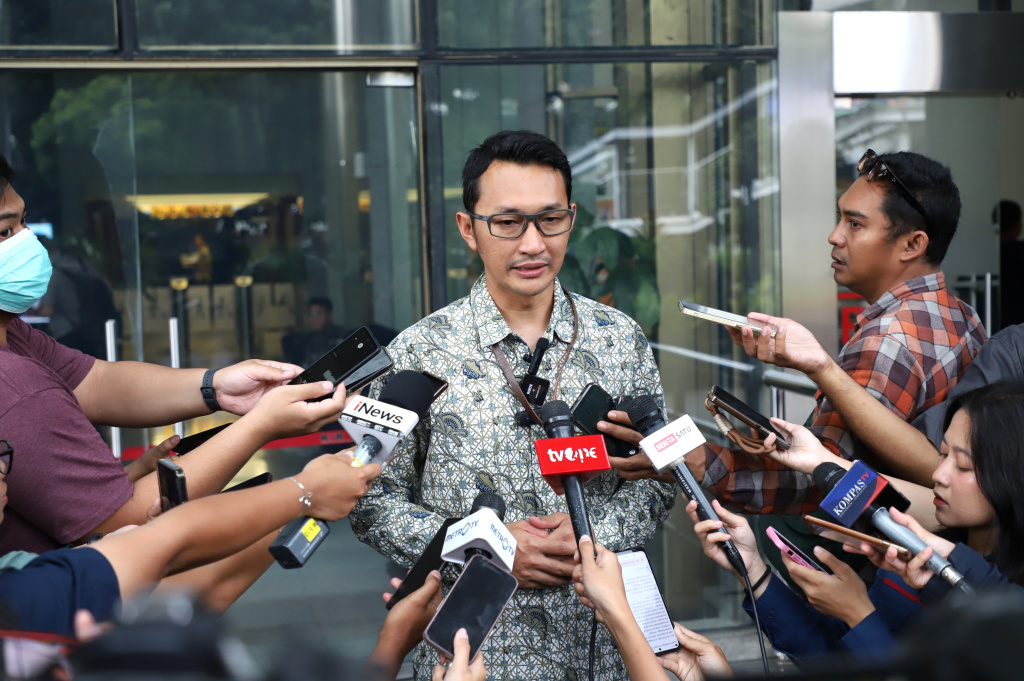 KPK telah menetapkan tersangka Eks Menteri Agama (Menag) Yaqut Cholil Qoumas terkait kasus korupsi Kouta haji (Ashar/SinPo.id)