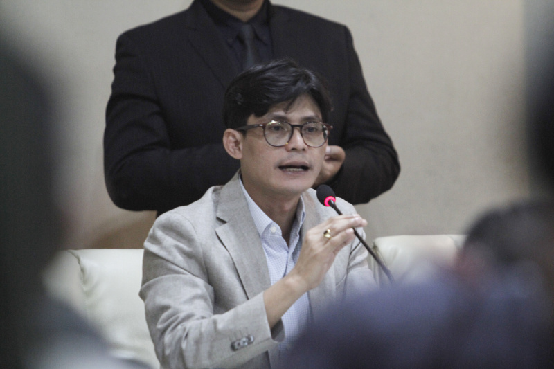 KPU RI gelar konfrensi pers jelang penetapan nomer urut Capres-Cawapres besok (Ashar/SinPo.id)