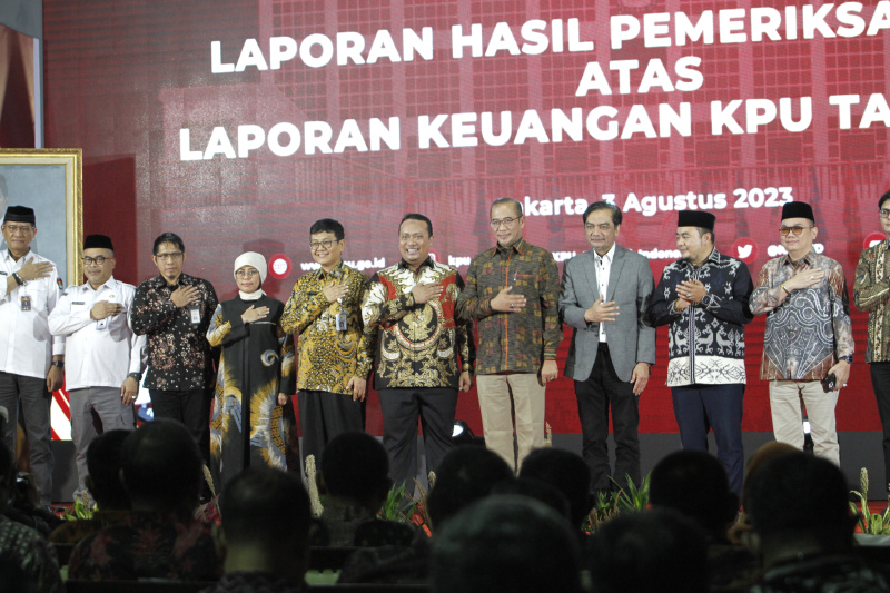 KPU mendapatkan laporan hasil keuangan terbaik BPK dengan meraih Wajar Tanpa Pengecualian (WTP) (Ashar/SinPo.id)