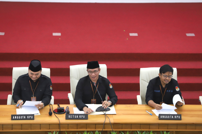 KPU resmi menetapkan Calon Presiden Terpilih Prabowo Subianto dan Calon Wakil Presiden Gibran Rakabuming Raka 2024 (Ashar/SinPo.id)