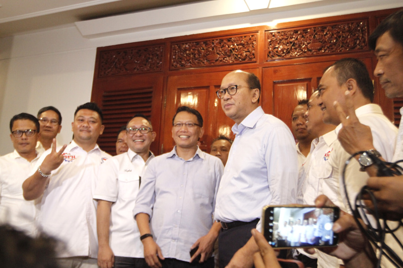 Kofederasi Serikat Pekerja Nusantara (KSPN) mendukung Capres-Cawapres Prabowo-Gibran di Pilpres 2024 (Ashar/SinPo.id)