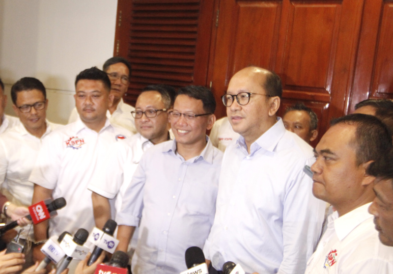 Kofederasi Serikat Pekerja Nusantara (KSPN) mendukung Capres-Cawapres Prabowo-Gibran di Pilpres 2024 (Ashar/SinPo.id)