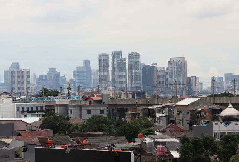 Kualitas udara Jakarta pada hari ini rabu (16/4) tidak sehat dari sumber pemantau udara IQAir (Ashar/SinPo.id)