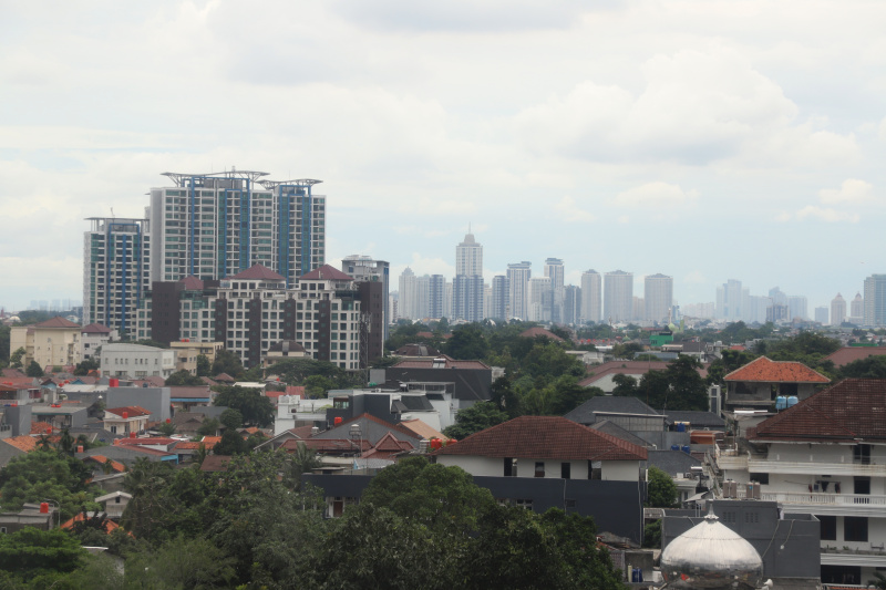 Kualitas udara Jakarta pada hari ini rabu (16/4) tidak sehat dari sumber pemantau udara IQAir (Ashar/SinPo.id)