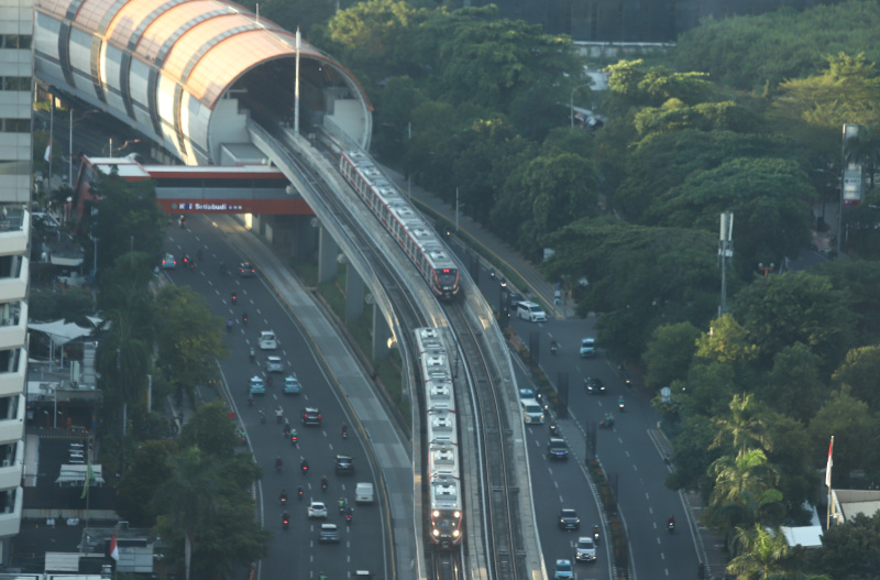 Pada Kuartal I 2024 penumpang LRT Jabodebek tembus 3,84 juta (Ashar/SinPo.id)