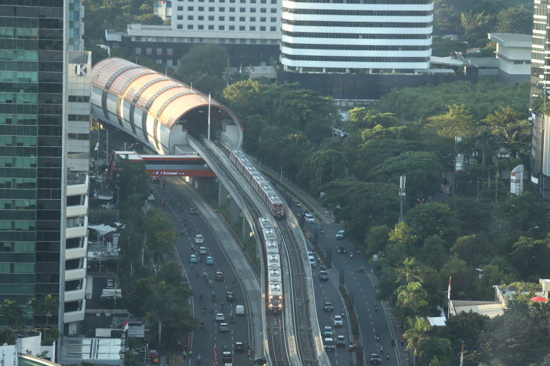 Pada Kuartal I 2024 penumpang LRT Jabodebek tembus 3,84 juta (Ashar/SinPo.id)