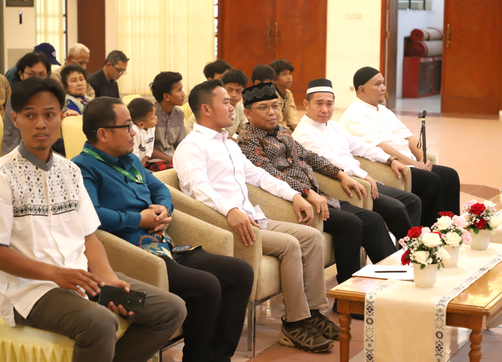 Koordinatoriat Wartawan Parlemen (KWP) menggelar keberkahan dengan saling berbagi di Bulan Ramadan (Ashar/SinPo)