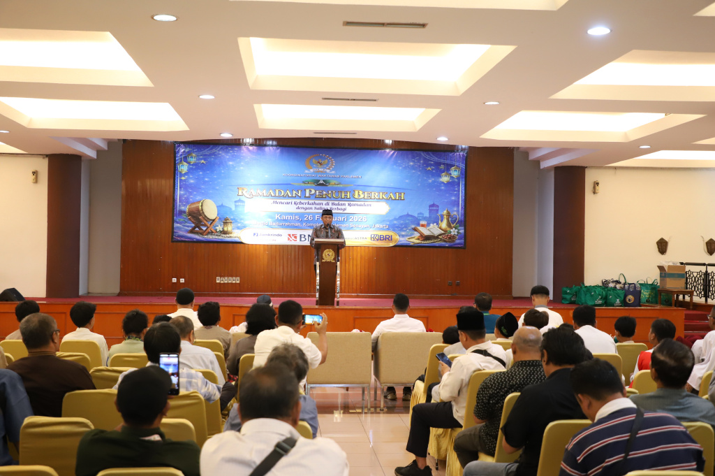 Koordinatoriat Wartawan Parlemen (KWP) menggelar keberkahan dengan saling berbagi di Bulan Ramadan (Ashar/SinPo)