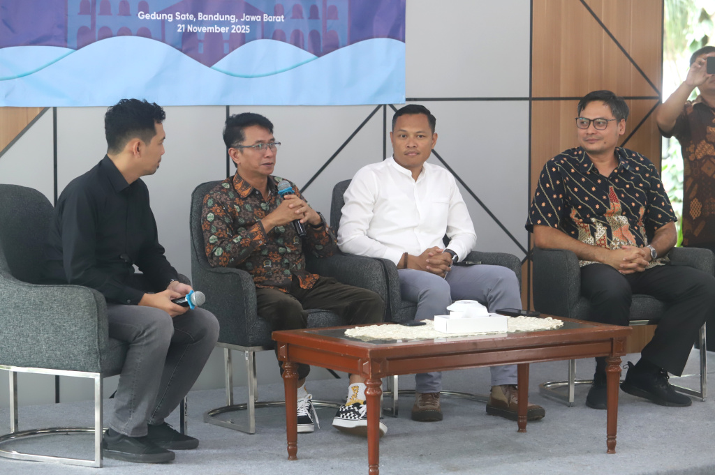 Koordinatoriat Wartawan Parlemen dan Setjen DPD serta Pemprov Jawa Barat gelar diskusi menangkal berita hoax di sosial media (Ashar/SinPo.id)