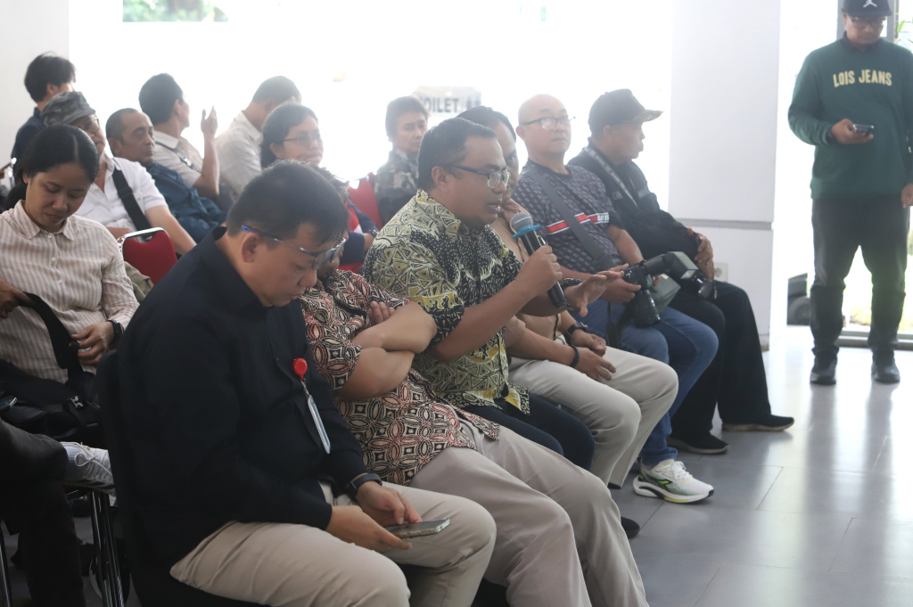 Koordinatoriat Wartawan Parlemen dan Setjen DPD serta Pemprov Jawa Barat gelar diskusi menangkal berita hoax di sosial media (Ashar/SinPo.id)