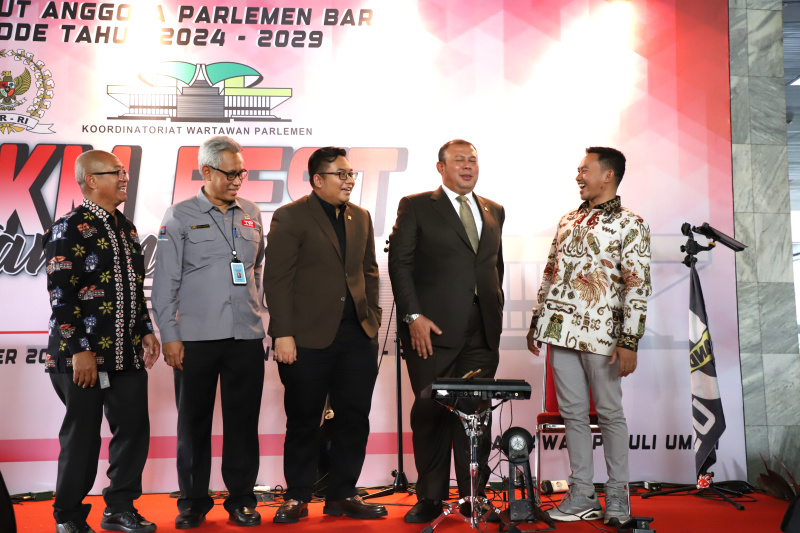 Koordinatoriat Wartawan Parlemen gelar bazaar UMKM Fest