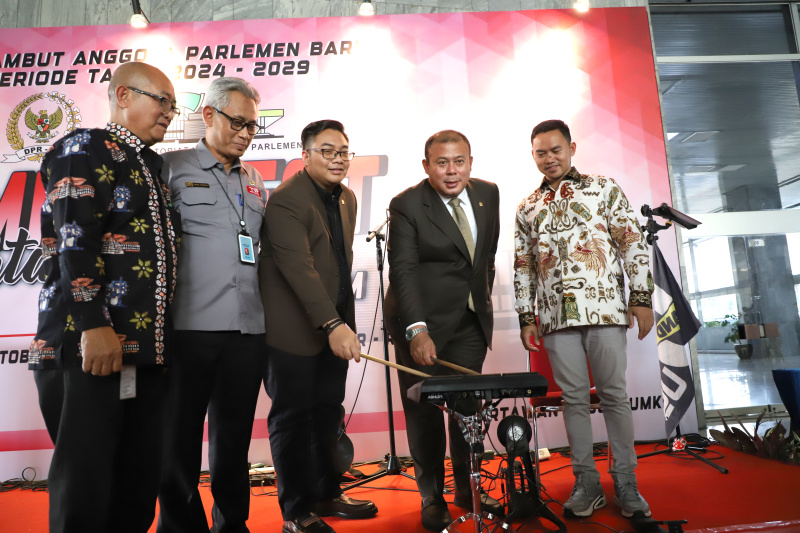 Koordinatoriat Wartawan Parlemen gelar bazaar UMKM Fest