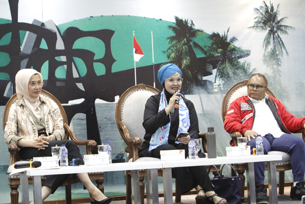 Koordinatoriat Wartawan Parlemen menggelar diskusi Dialektika Demokrasi dengan tema Caleg Artis Dongkrak Hemogoni Politik (Ashar/SinPo.id)