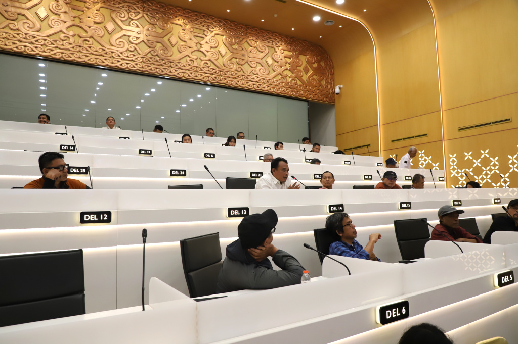 Koordinatoriat Wartawan Parlemen menggelar diskusi