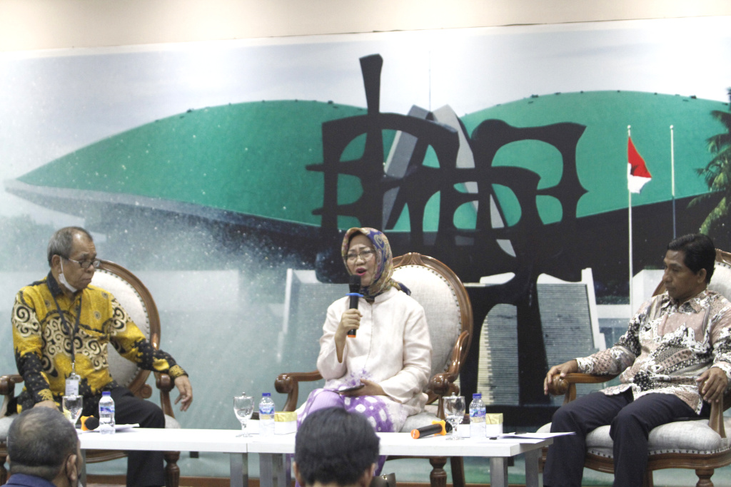 Koordinatoriat Wartawan Parleme gelar diskusi Dialektika Demokrasi Polemik Penundaan Pilkada 2024 (Ashar/SinPo.id)