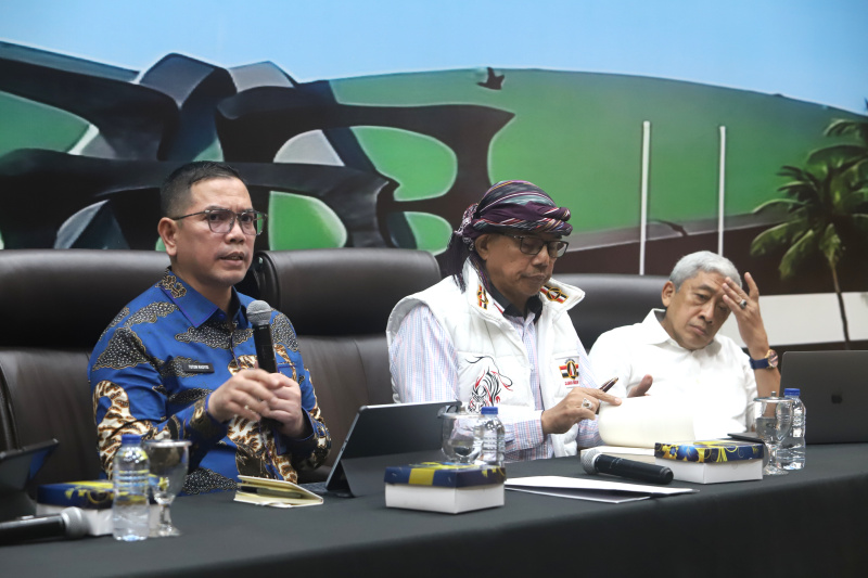 Koordinatoriat Wartawan Parlemen menggelar diskusi Forum Legislasi