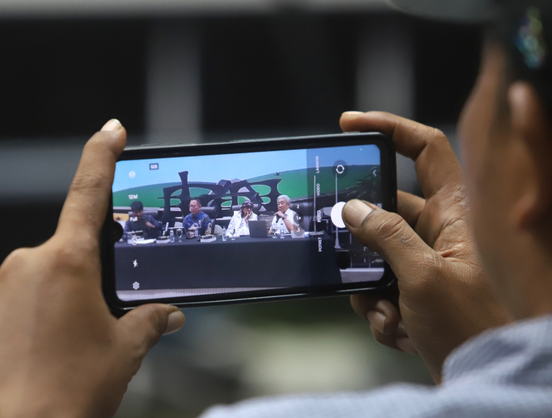 Koordinatoriat Wartawan Parlemen menggelar diskusi Forum Legislasi