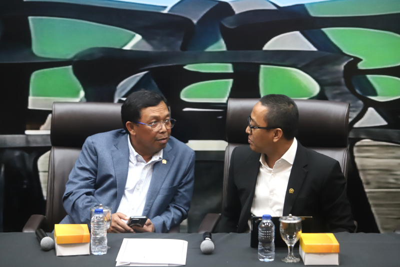 Anggota KPU RI Idham Holik (Anam/SinPo.id)