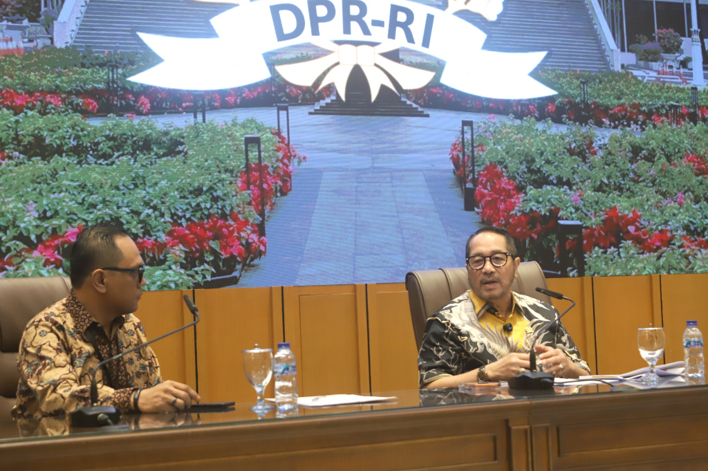 KWP menggelar diskusi 