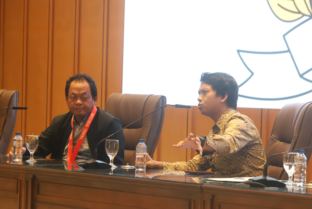 Koordinatoriat Wartawan Parlemen menggelar diskusi menangkal berita hoax di sosial media (Ashar/SinPo.id)