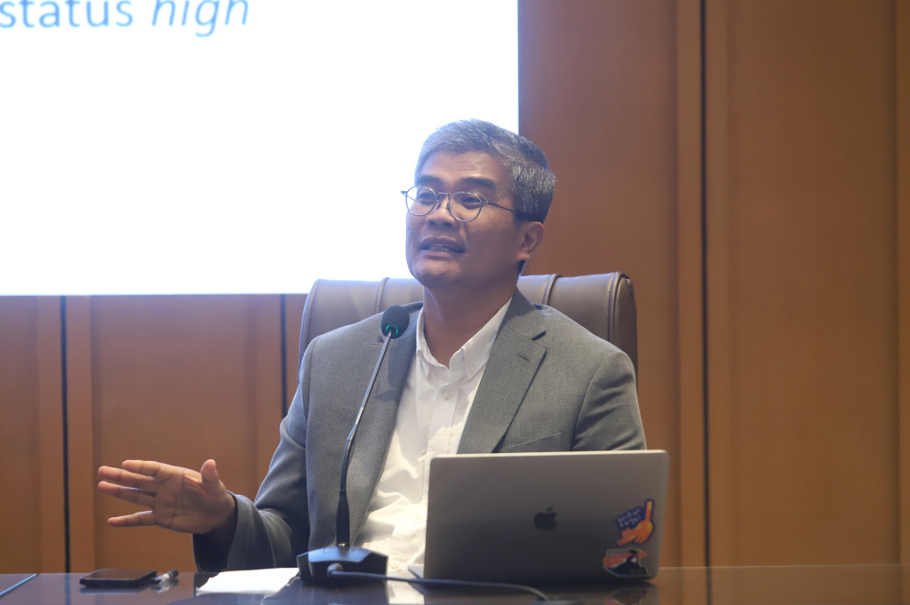 Koordinatoriat Wartawan Parlemen menggelar diskusi Strategi Mendorong Pertumbuhan Ekonomi 8 Persen