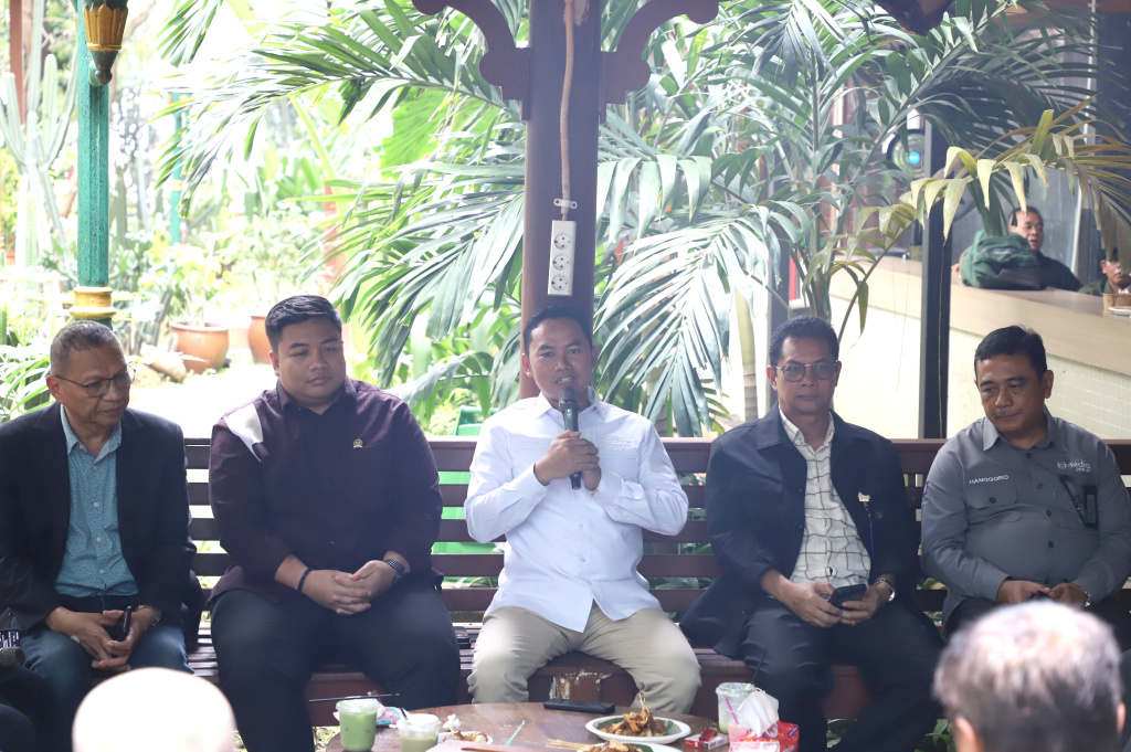 KWP menggelar Halal Bihalal media dengan anggota DPR dan beserta Kabiro DPR dan DPD (Ashar/SinPo.id)