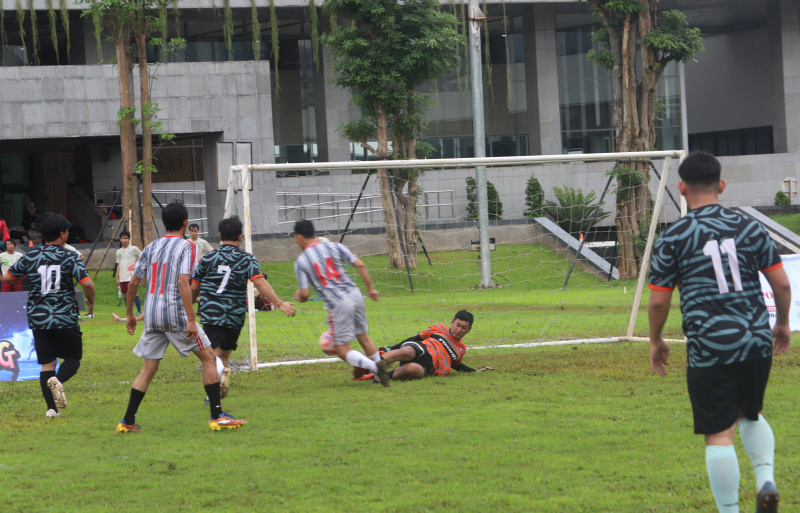 Koordinatoriat Wartawan Parlemen gelar KWP CUP Mini Soccer 2025 yang diikuti 16 tim antar desk wartawan (Ashar/SinPo.id)
